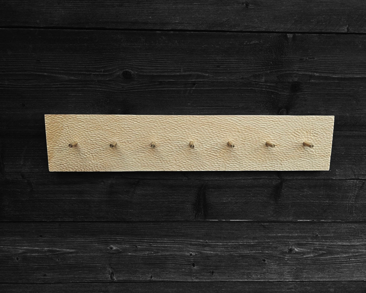 ARTD ‘Adze’ Coat & Key Hanger – houten wandkapstok