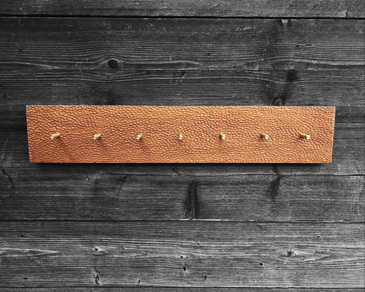ARTD ‘Adze’ Coat & Key Hanger – houten wandkapstok