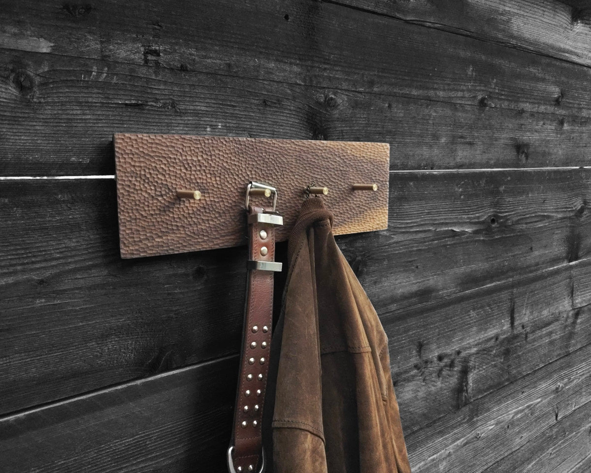 ARTD ‘Adze’ Coat & Key Hanger – houten wandkapstok